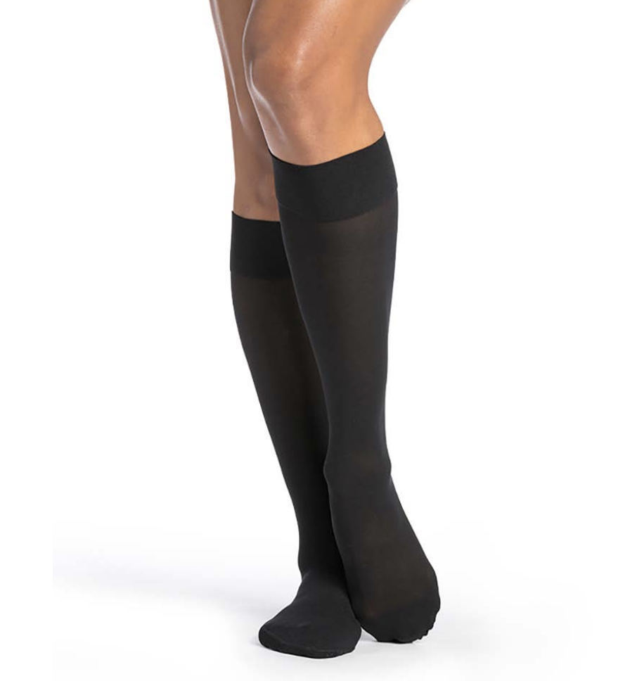 Sigvaris Medium Sheer - Knee High Compression Socks 20-30 mmHg (Women)