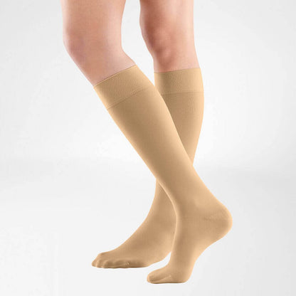 Bauerfeind VenoTrain Soft - Knee High Compression Socks 20-30mmHg