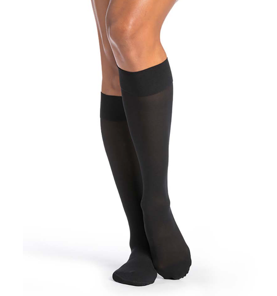 Sigvaris Medium Sheer - Knee High Compression Socks 20-30 mmHg (Women)