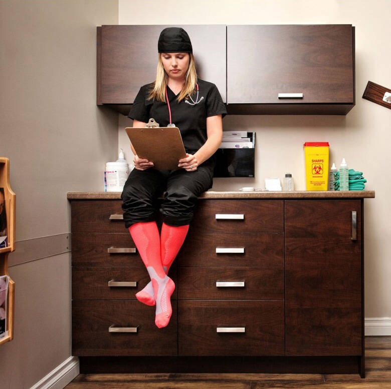 Lunatik Vibe Tech Compression Socks (20-30mmHg)